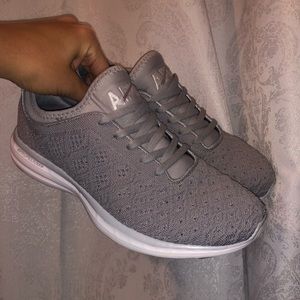 APL techloom phantoms grey & white